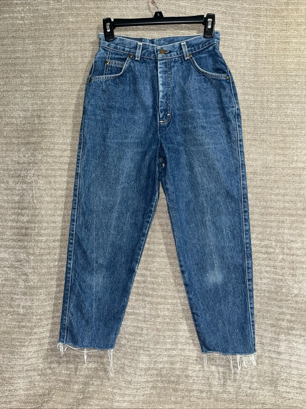 Vintage Levi’s Barrel Leg Cut Off Capri Mom Jeans High Waist Denim Women’s 9